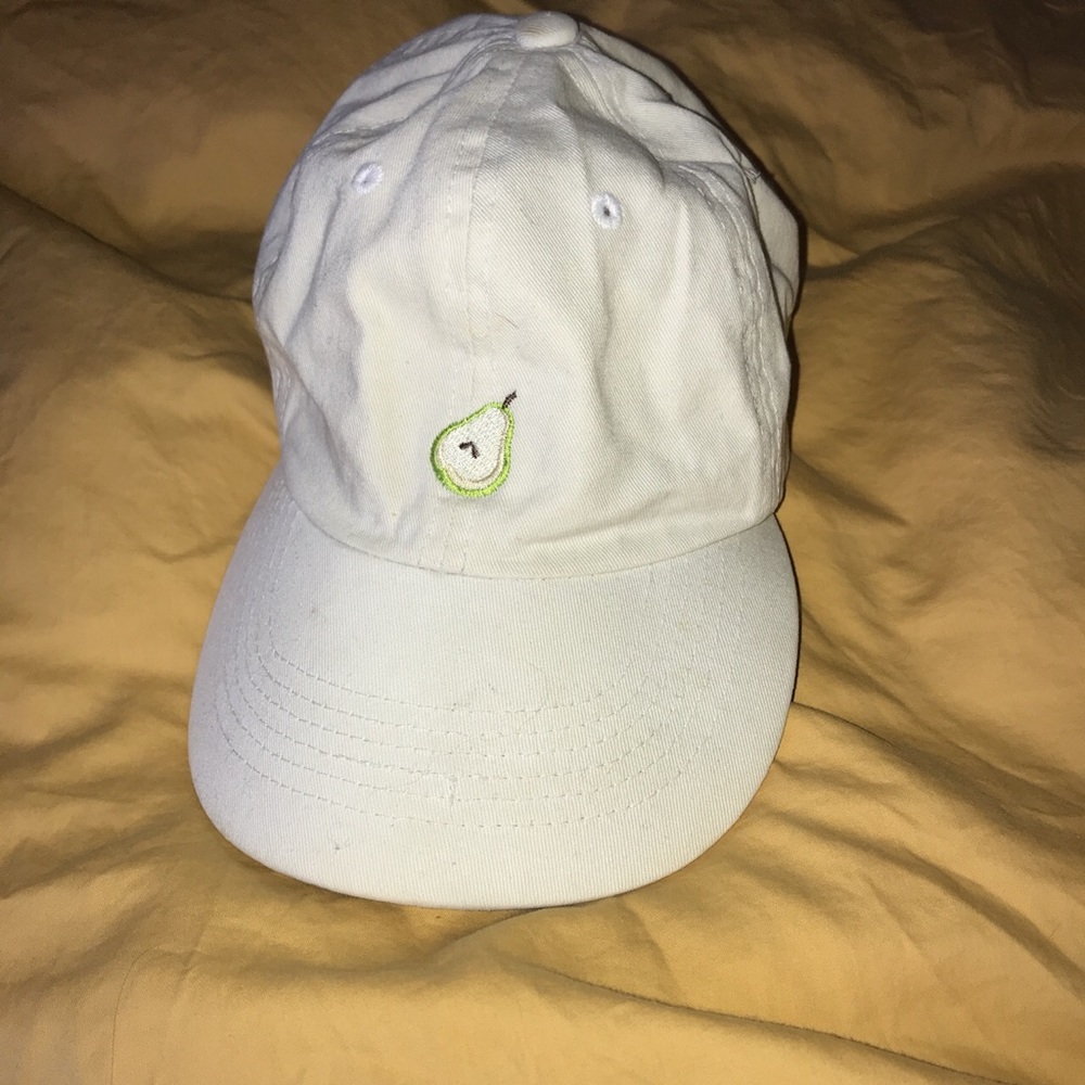 Unif pear fruit hat